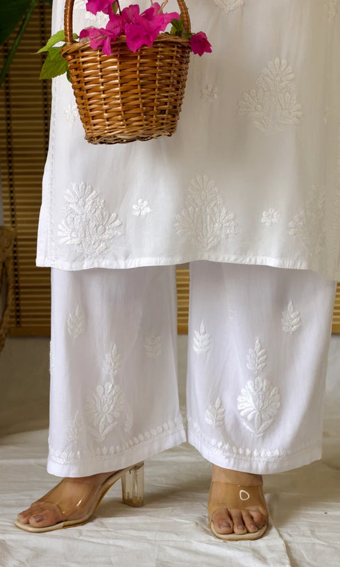 Hand Embroidered chikankari set